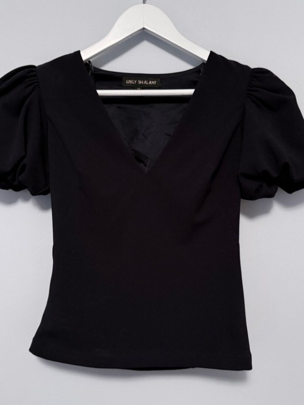 V-Neck Puff Sleeve Top